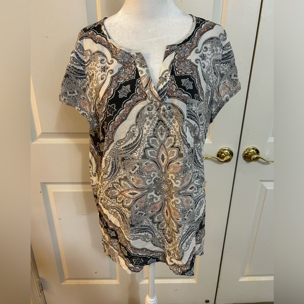 Banana Republic cap sleeve top, Large